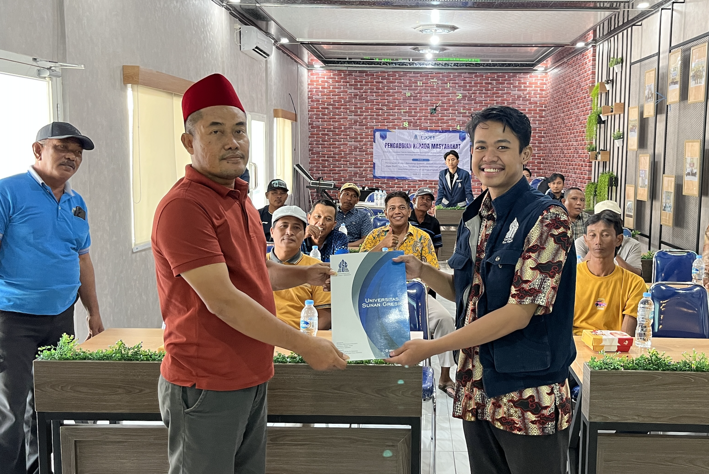 Smart-Bandeng System Hadir di Ujungpangkah, Dorong Budidaya Bandeng Berbasis IoT dan Machine Learning